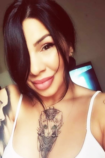 London escort taking a selfie